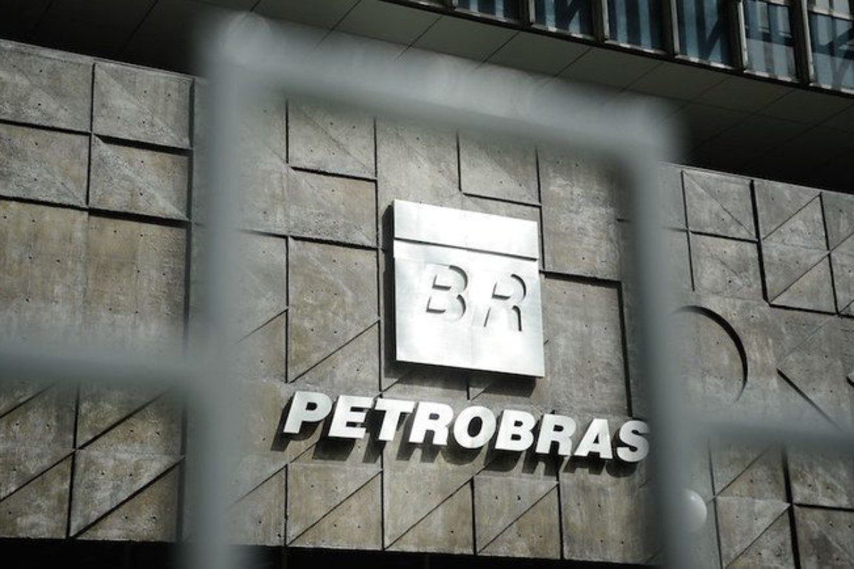 Petrobras-é-hora-de-comprar