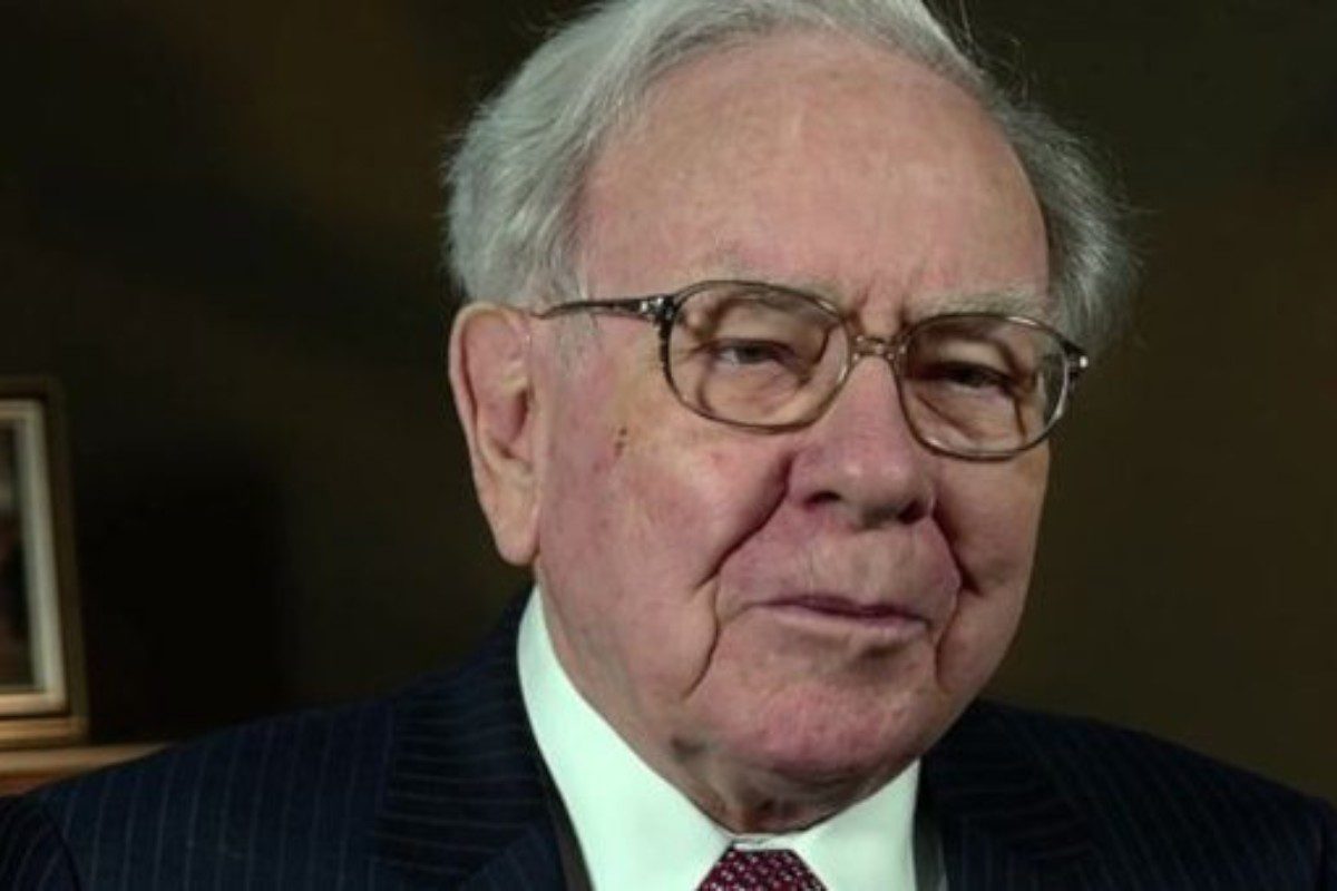 Buffett lamenta falta de bons investimentos em meio a lucro recorde da Berkshire