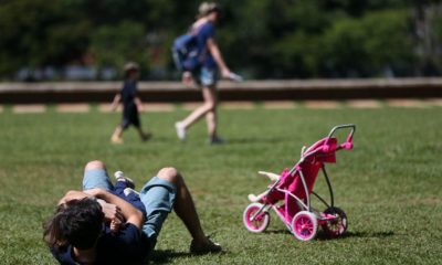 Criança brincando em Brasília. Foto: Arquivo/Marcelo Camargo/Agência Brasil