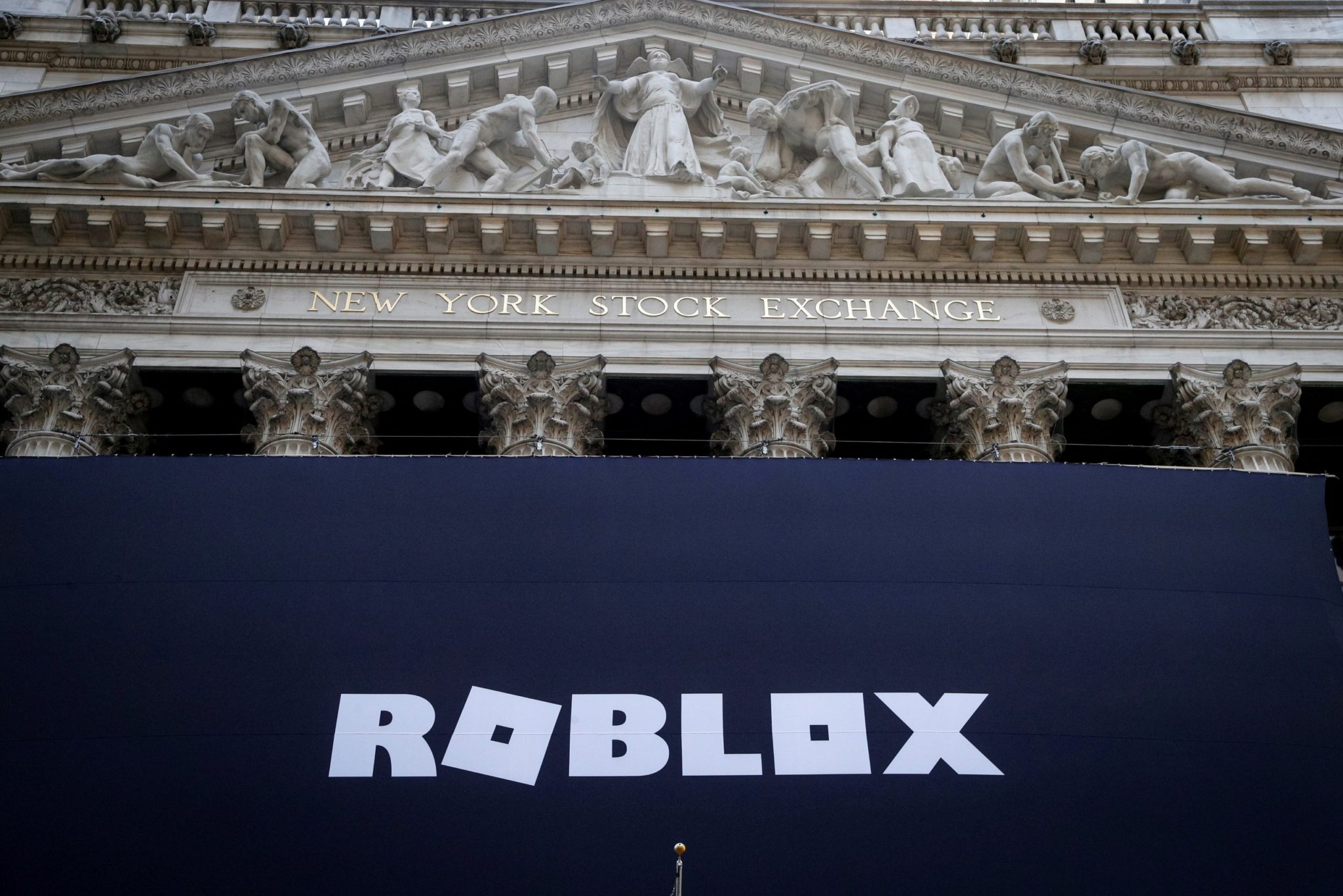 Ações da Roblox fecham em queda e decepcionam analistas