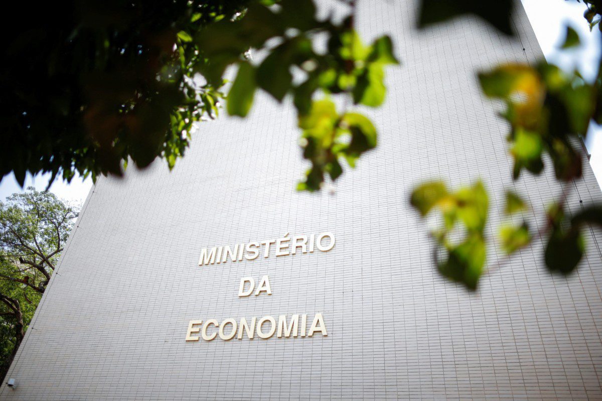 Fachada da sede do Ministério da Economia em Brasília