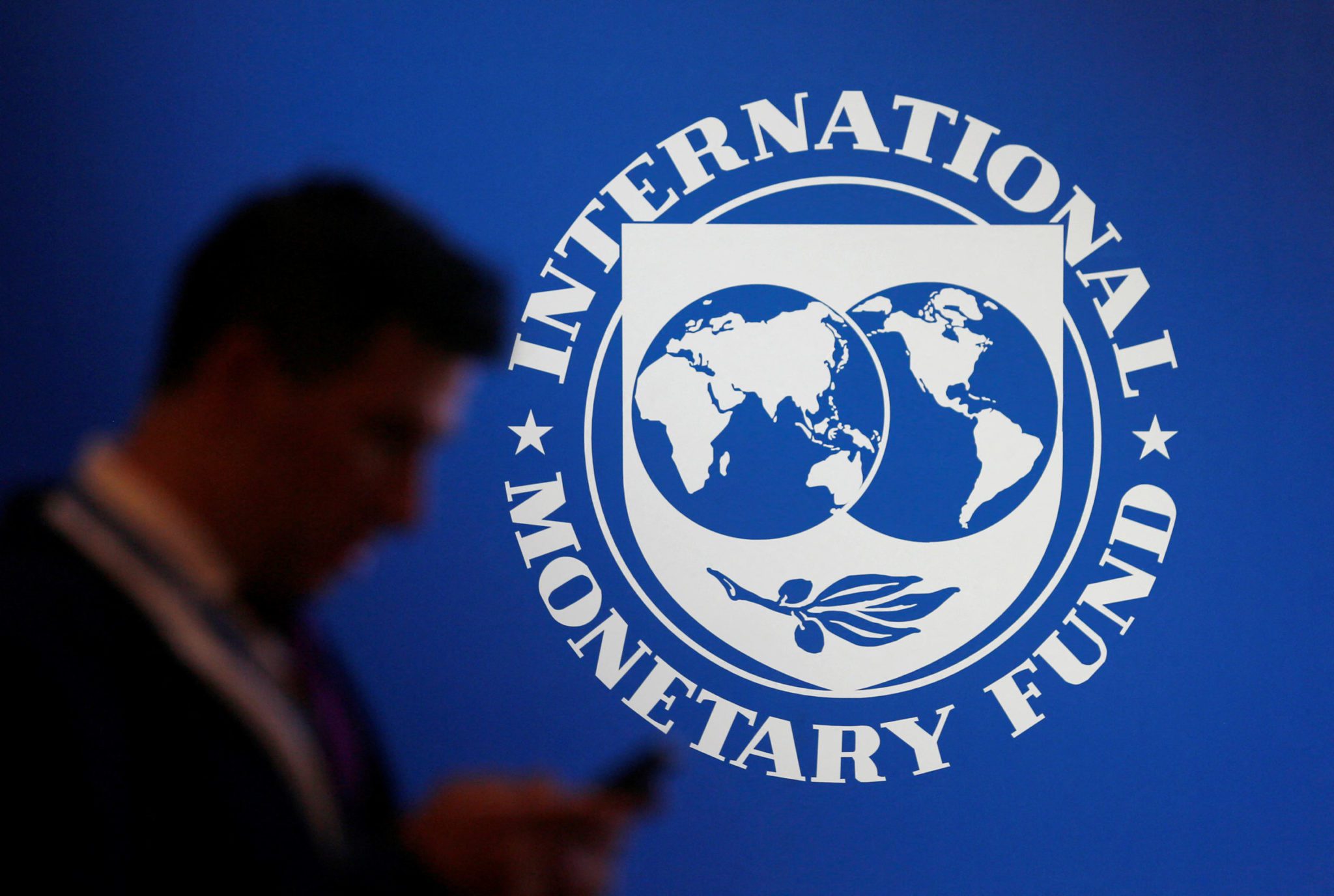 fmi fed países emergentes