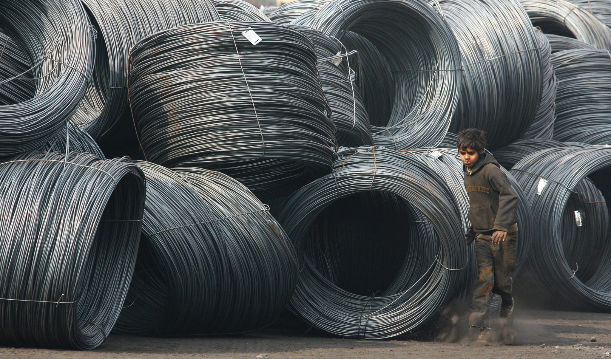 Minério de ferro tem maior ganho semanal na China em 2 anos com crise na Ucrânia