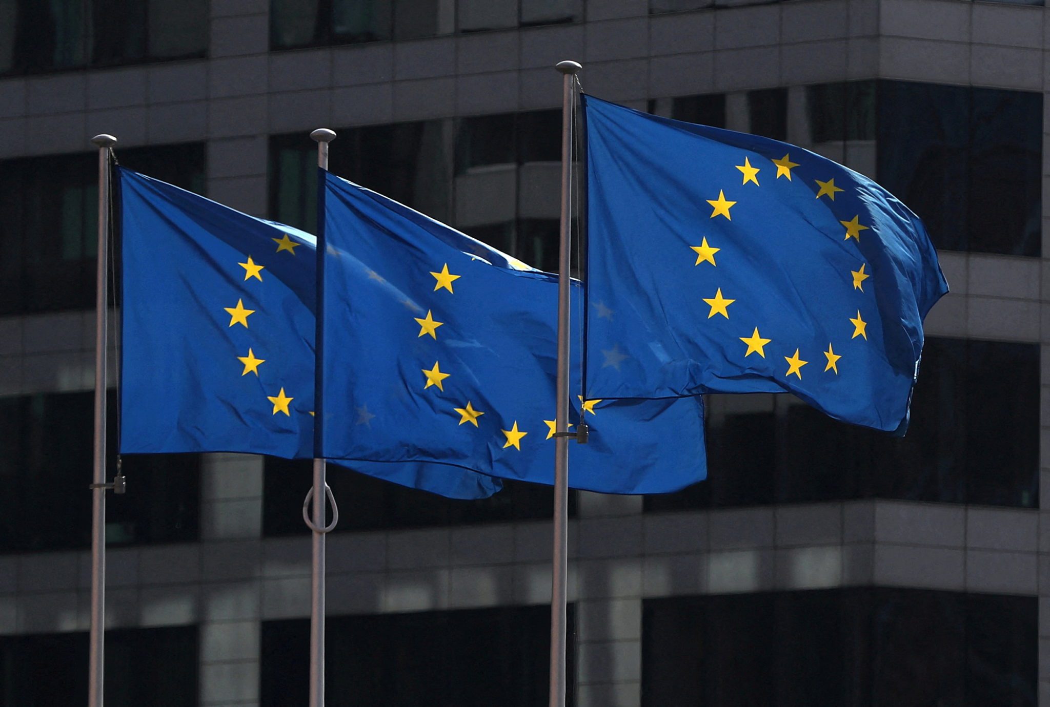 Bandeiras da União Europeia em Bruxelas, Bélgica.