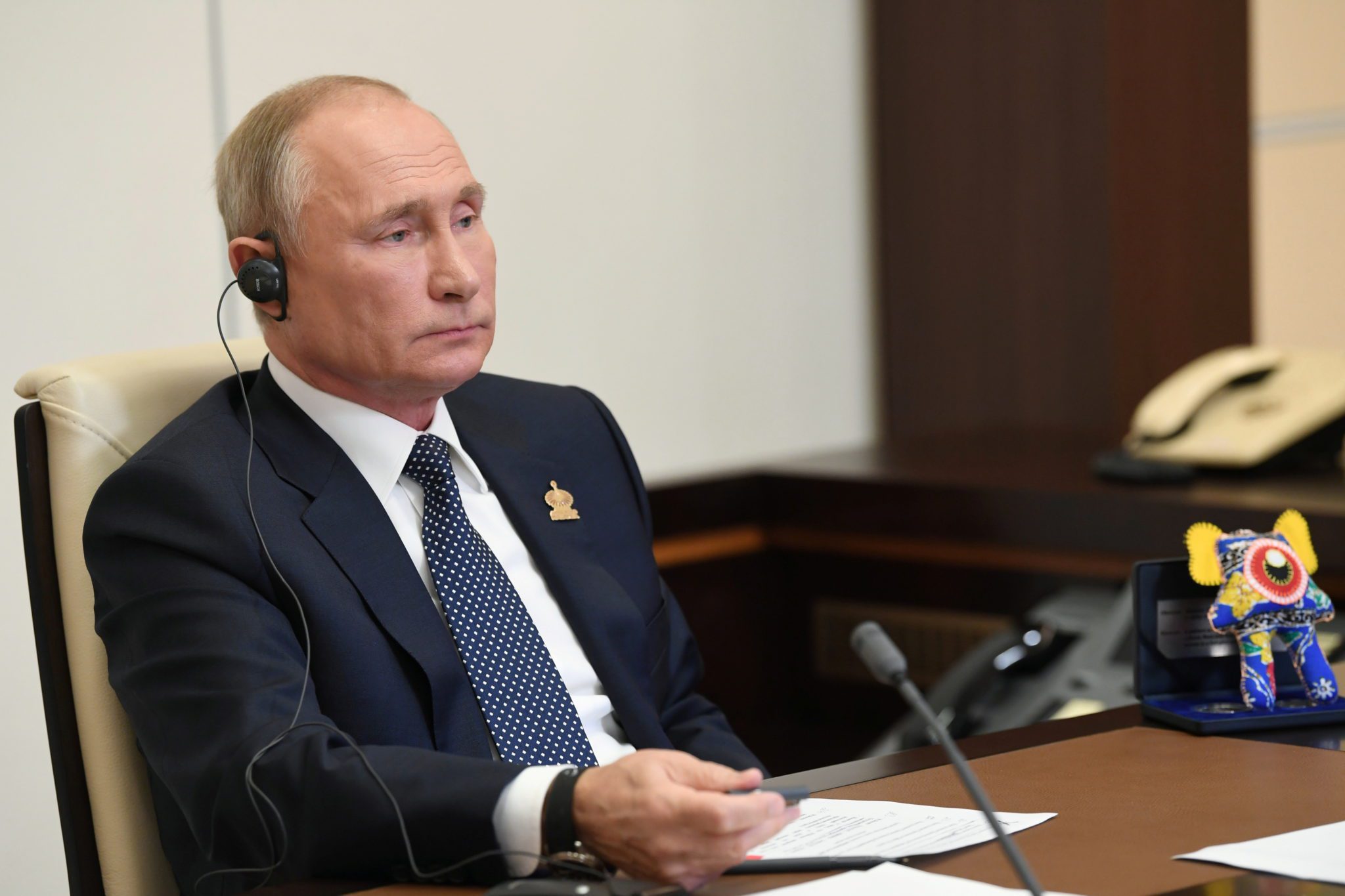 Putin diz que Rússia deve usar orçamento para sustentar economia