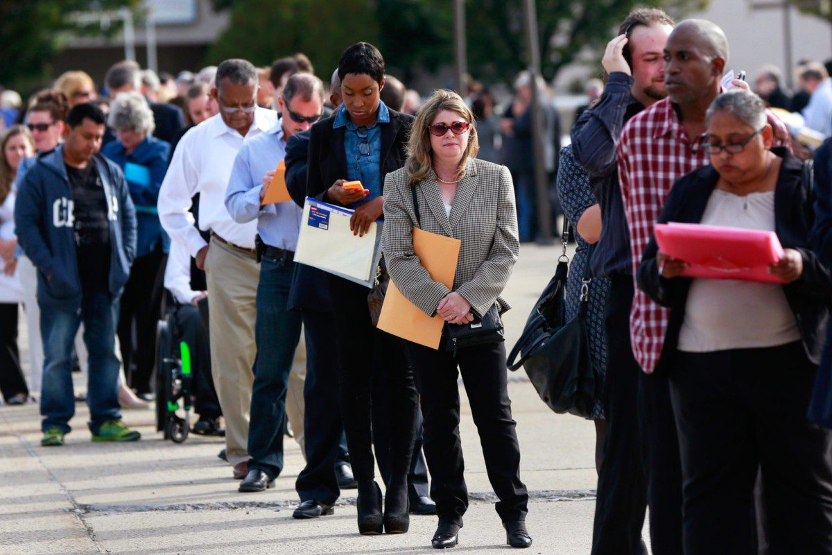 Pedidos de auxílio-desemprego nos EUA sobem aumentaram inesperadamente