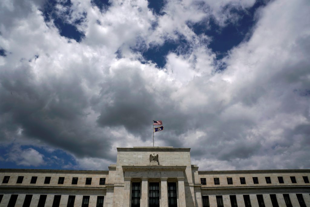 Mercados precificam alta de juros agressiva de 0,75 p.p. pelo Fed nesta 4ª