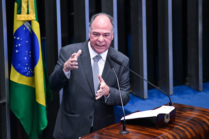 Fernando Bezerra Coelho, relator do projeto que fixa ICMS sobre combustíveis. (Foto: Jefferson Rudy/Agência Senado)
