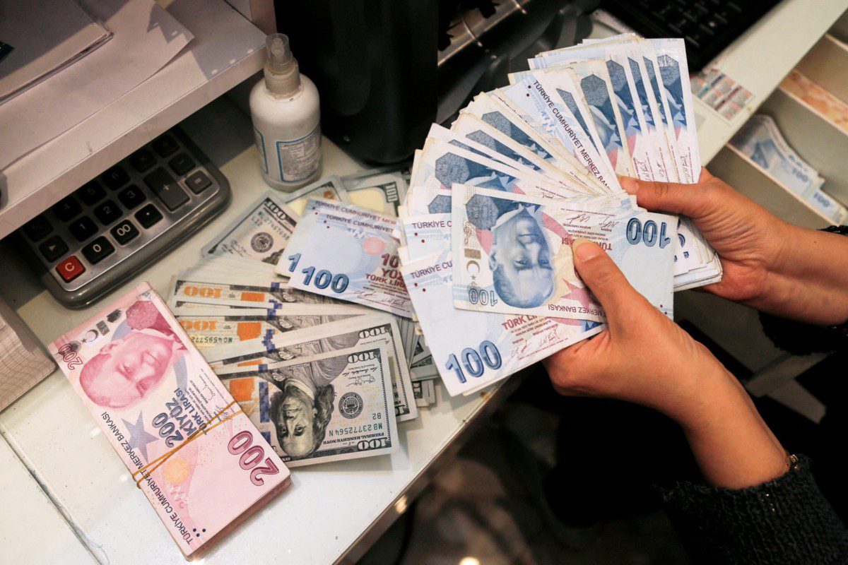 Turquia: BC corta juro básico pela 3ª vez seguida, mesmo com inflação disparada