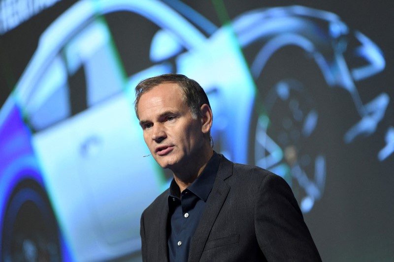 Oliver Blume, novo presidente-executivo da Volkswagen, fala na cúpula de automóveis Automobilwoche em Ludwigsburg, Alemanha