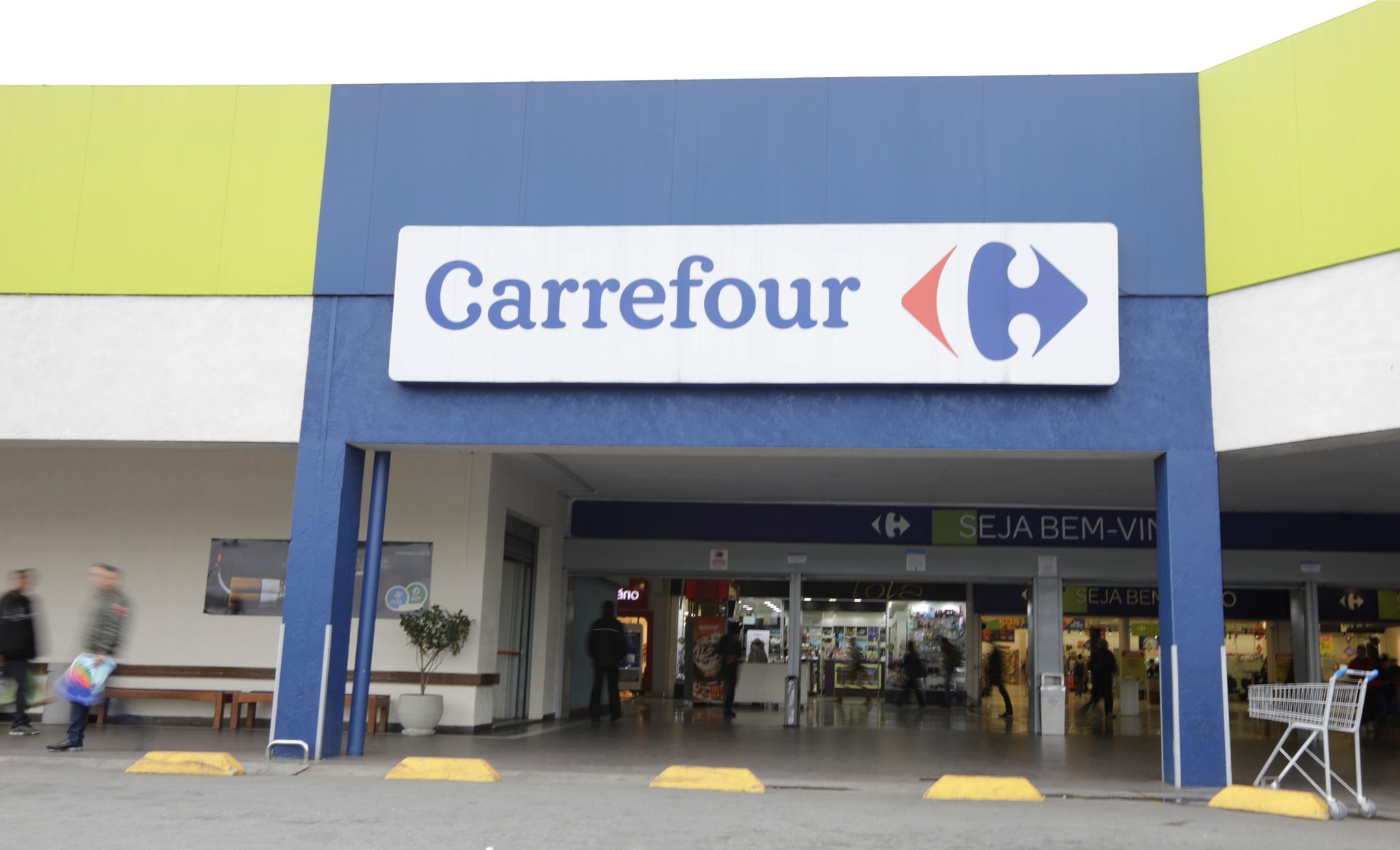 Visão geral de supermercado Carrefour em São Paulo