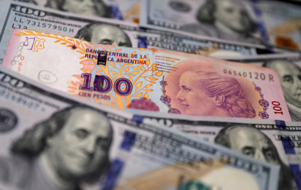 Câmbio Buenos Aires 2023: Qual moeda levar: Real, dólar ou peso