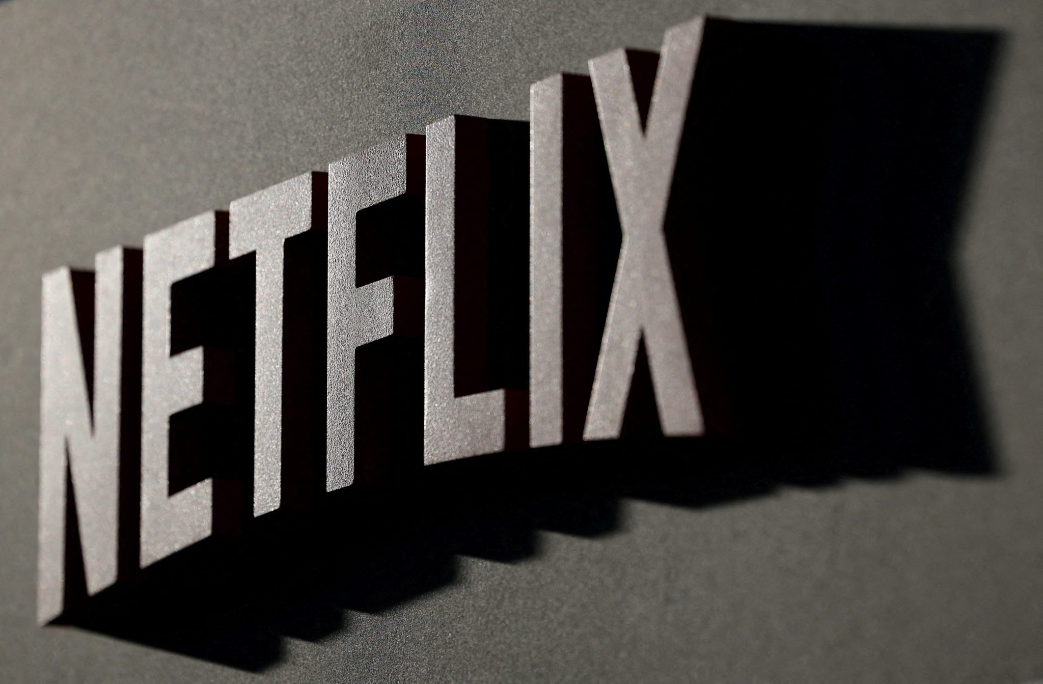 Netflix ganha quase 6 milhões de assinantes após taxa para o  compartilhamento de senha 