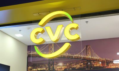 Ações da CVC oscilam após follow-on