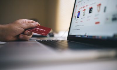 Cartão de crédito, compra online, e-comerce (Imagem de StockSnap por Pixabay)