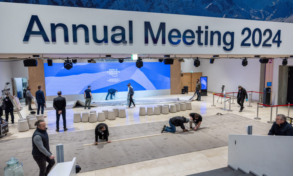 Encuesta de Davos predice un año «precario» para la economía mundial