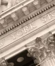 Detalhe da fachada da Bolsa de Valores de Nova York em Wall Street, em Nova York