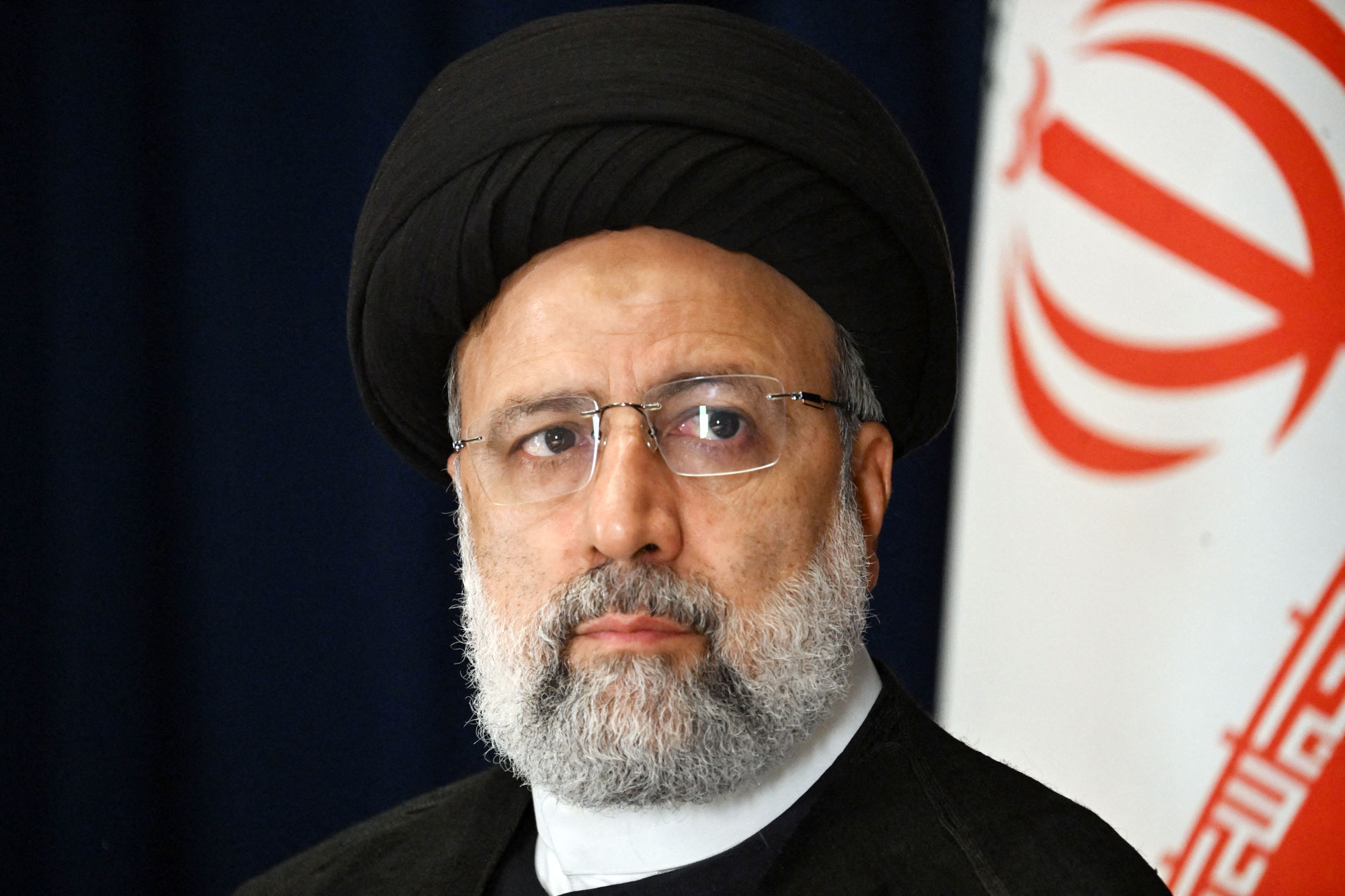 Presidente do Irã, Ebrahim Raisi, está desaparecido após queda de helicóptero