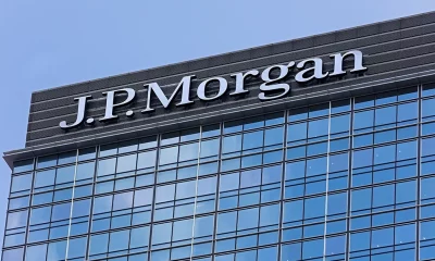 HONG KONG-9 DE MAIO DE 2023: Logo do JP Morgan. A sede do JP Morgan Ásia-Pacífico está localizada em Hong Kong