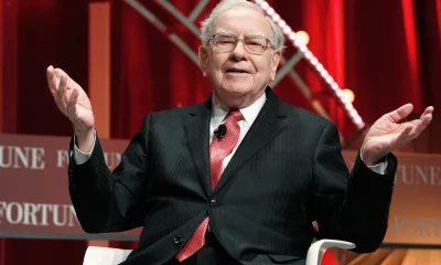 Warren Buffett fala no palco durante a Cúpula das Mulheres Mais Poderosas da Fortune - Dia 2 no Mandarin Oriental Hotel em 13 de outubro de 2015 em Washington, DC. Foto: Paul Morigi/Getty Images