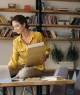 Mulher trabalhando com laptop; trabalho; home office; empreendedorismo