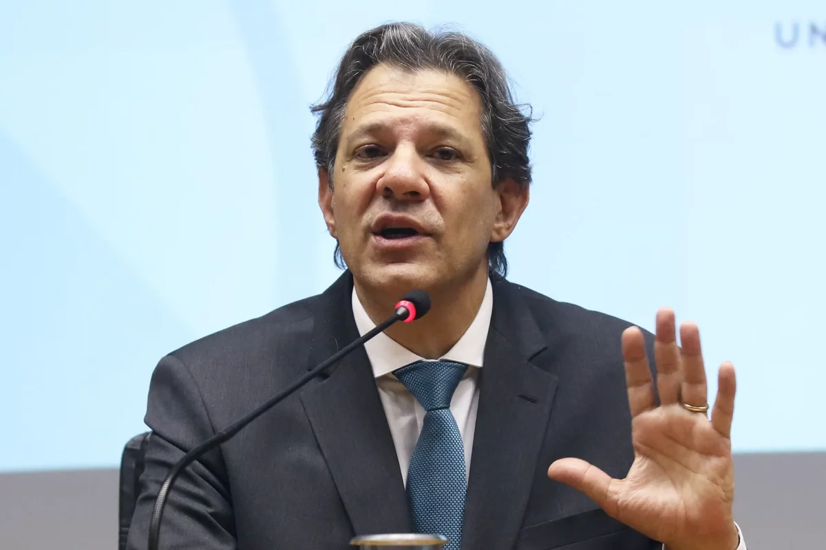 Brasília (DF), 17/07/2023 - O Ministro da Fazenda, Fernando Haddad, fala sobre o programa Desenrola Brasil, durante entrevista coletiva a imprensa. Foto Valter Campanato/Agência Brasil.