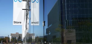 Uma placa foi colocada em frente à nova Meta Store em 04 de maio de 2022 em Burlingame, Califórnia. Foto: Justin Sullivan/Getty Images