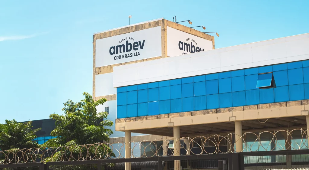 fachada do prédio da Ambev CDD Brasília. Foto: Adobe Stock Photo