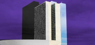 Montagem com um re recorte do Congresso Nacional brasileiro, um prédio modernista com duas torres envidraçadas lado a lado e uma cúpula invertida, em contraste com um céu dividido entre roxo escuro e azul claro com nuvens.