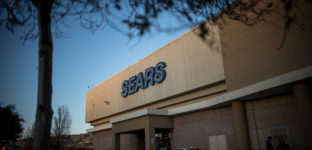 Fachada de uma loja da Sears na Califórnia, em 2018