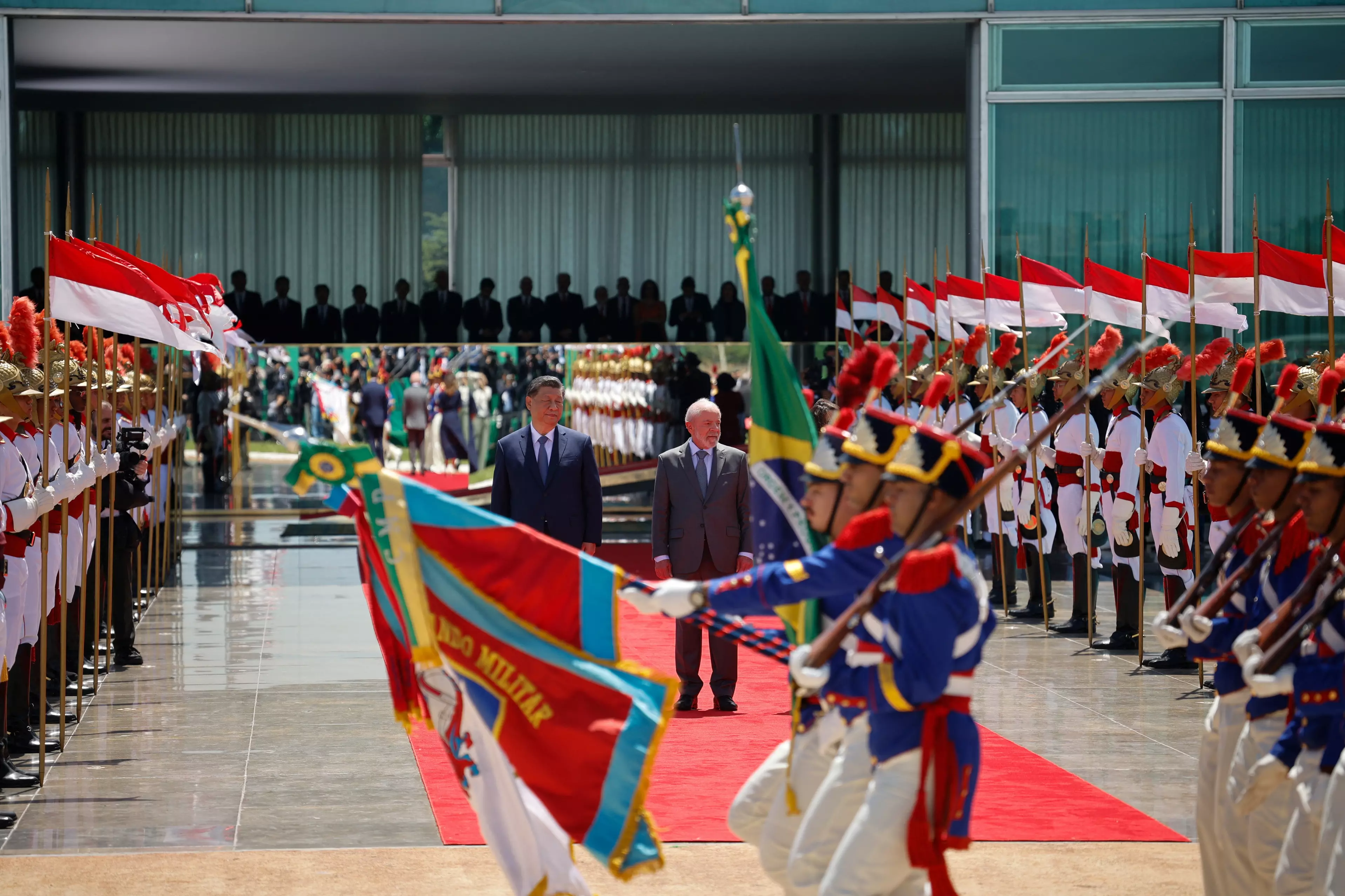 Após G20, Lula e Xi Jinping estreitam laços entre Brasil e China